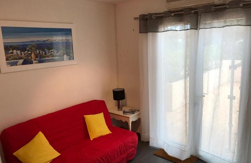Sanary-sur-Mer Apartment | Les Bastides du Soleil