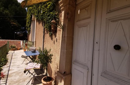 Tourbes Bed & Breakfast | Les Chambres du Lavoir Vert