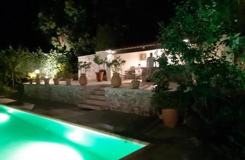 Belcodene Bed & Breakfast | Les Chambres Manon en Provence - Piscine, Spa, Tennis