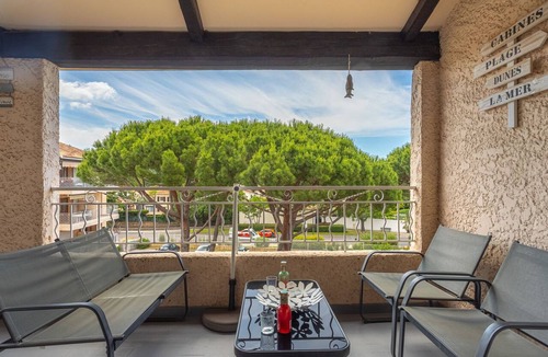 Sanary-sur-Mer Apartment | Les Faubourgs Saint Michel by Interhome