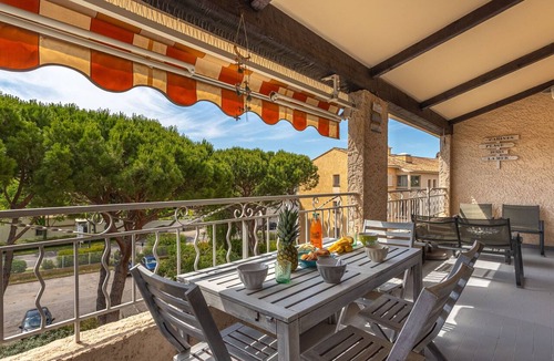 Sanary-sur-Mer Apartment | Les Faubourgs Saint Michel by Interhome