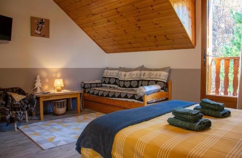 Saint-Leger-les-Melezes House | Les Garianes