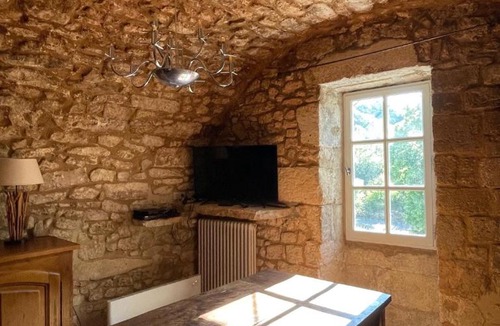 Sivergues House | Les Grottes