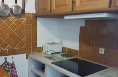 Saliers Apartment | LES LAURIERS ROSES Beautiful, quiet setting in a Camargue hamlet