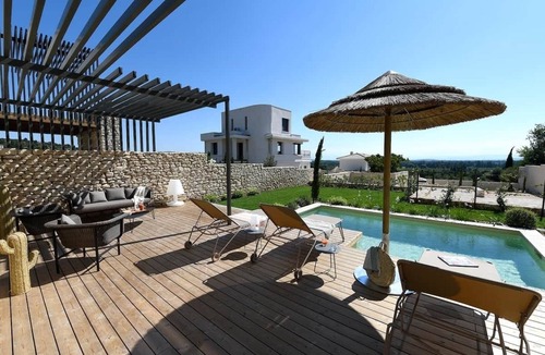 Villeneuve-les-Avignon Villa | Les loges en Provence - Villa "Garrigue