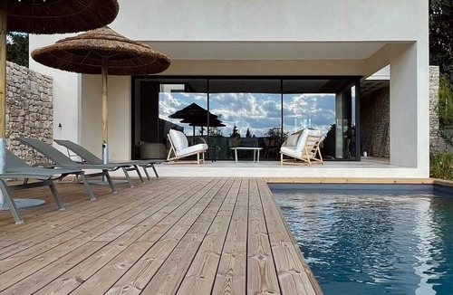Pujaut Villa | Les Loges en Provence - Villa Contemporelle