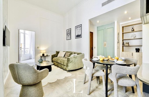 Carnot Apartment | Les Lucioles 4- Luxury 1 Bedroom Apartment