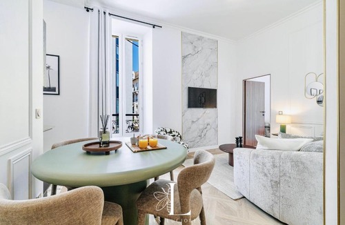Carnot Apartment | Les Lucioles 6 - Luxury 1 Bedroom Apartment