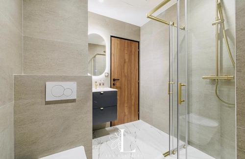 Carnot Apartment | Les Lucioles 6 - Luxury 1 Bedroom Apartment