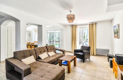 Pont Royal Villa | Les Mas et Villas de Pont Royal en Provence - maeva Home - Villa climatisée 5 Pièces 8 Personnes avec piscine privée vue sur le golf MAE-6074