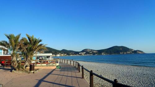 Les Lecques Apartment | Les Mimosas bord de mer, des plages, du port et de toutes commodités