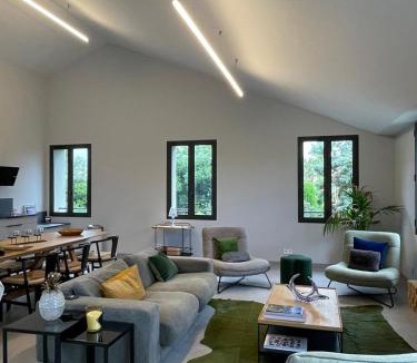Saint-Tropez City Centre Apartment | Les Orangers