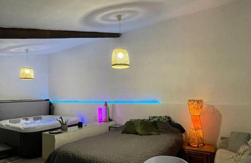 Arles House | Les prairies Mas Roux