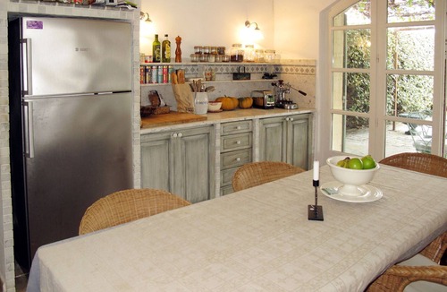 Cavaillon House | Les Puits Neufs by Interhome