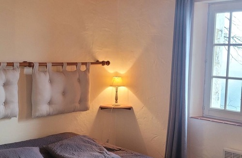 Bargeme Bed & Breakfast | "Les Roses Trémières" Bed and Breakfast in Bargème