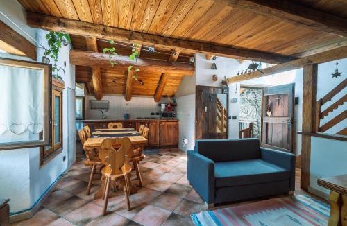 Ussel House | Lo Peyo