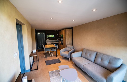 Marcoux Cottage | Lodge Cheval Blanc for 4 people