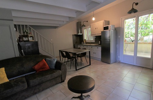 Marcoux Cottage | Lodge Hôte Antique for 2 at 4 people
