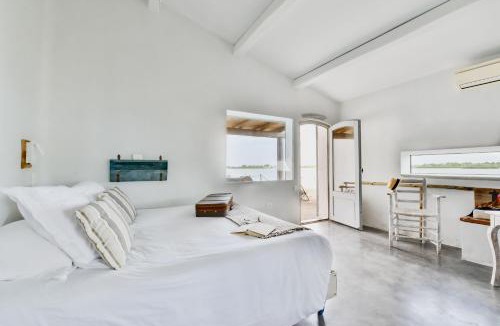Saintes-Maries-de-la-Mer Hotel | Lodge Sainte Helene Adult only
