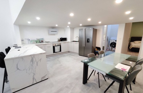 Beziers Apartment | Loft 120m2 with AC & Sauna/Hammam