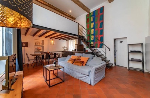 Nimes City Centre Apartment | 🏛️ Loft at Maison Carrée - 2/4 people- ⭐