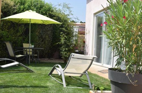 Maillane Apartment | Loft Le Mistral avec SPA extérieur en saison
