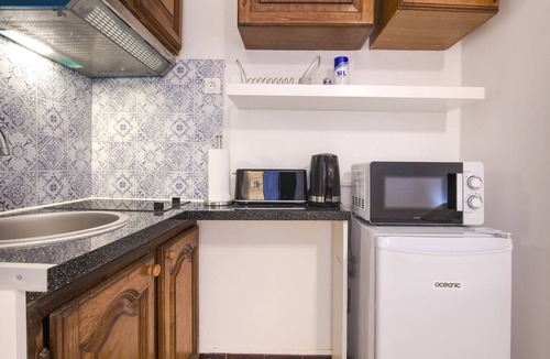 Les Cevennes Apartment | Loft Style Darell T2 Heart Of City Private Garden-Parking