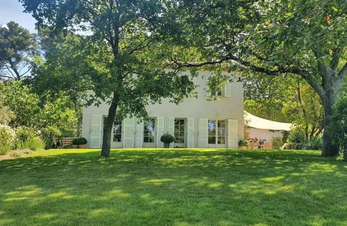 Est House | Lou Pantai, House, 5 bedrooms, 8 people, AC, Pool, Large garden,4km from AIX EN PROVENCE