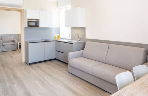 Costermano Apartment | Lovely apartment for 4 people with WIFI, A/C, pool, TV and patio