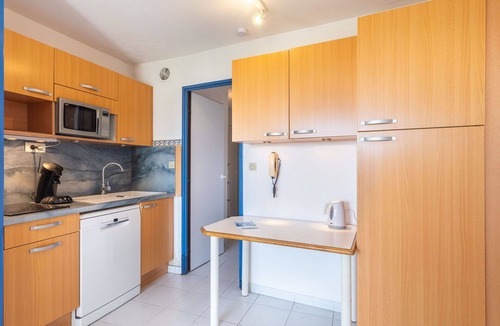 Port Cogolin Apartment | Lovely apartment for 3 people with WIFI, TV, patio and pets allowed