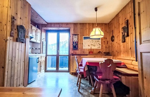 Moena Apartment | Lovely apartment for 4 guests with WIFI, TV and patio