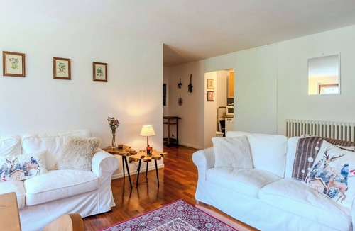 Pinzolo Apartment | Lovely apartment for 4 people with TV and balcony