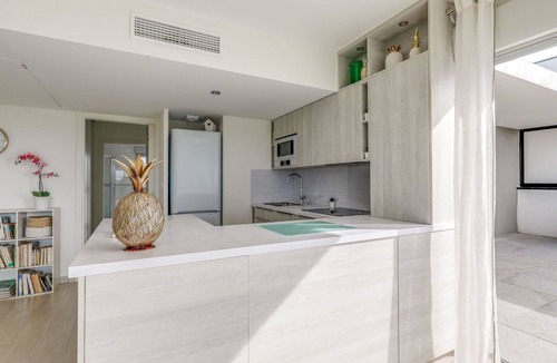 Frejus Apartment | Lovely apartment for 7 guests with A/C, WIFI, pool, TV and terrace