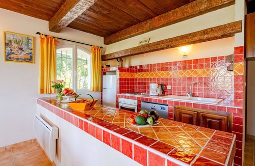 Bauduen Villa | Lovely apartment in villa for 6 people with WIFI, TV, terrace, pets allowed and panoramic view