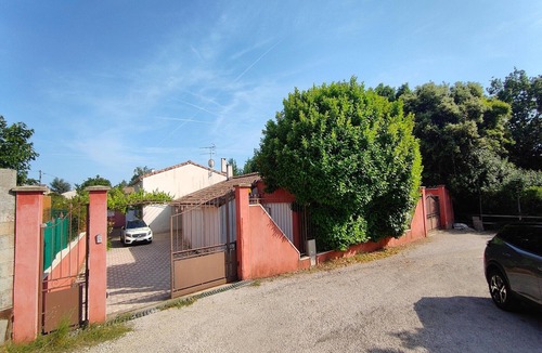 Villeneuve House | Lovely house in the south