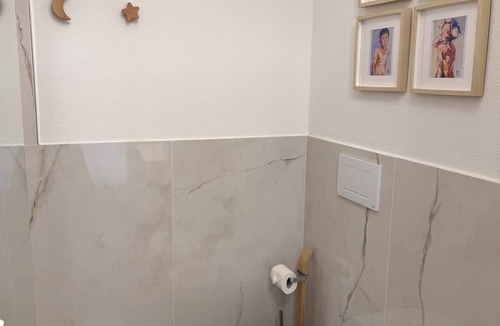 Central Station Apartment | Lovely newly renovated studio apartment in strategic location