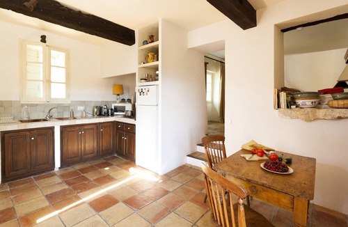 Goult House | Lovely quite house in Provence/Luberon with large pool, views and gardens