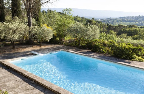 Goult House | Lovely quite house in Provence/Luberon with large pool, views and gardens