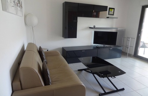 Sete Apartment | Lovely T2 with loggia and parking in Sète