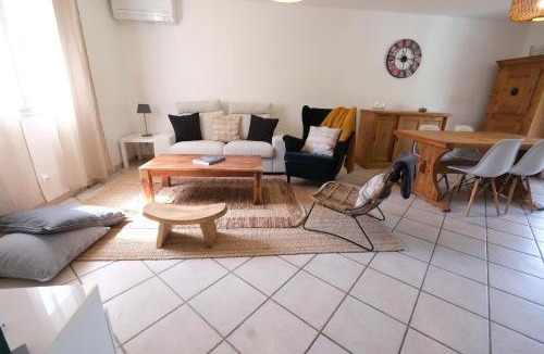 Mouries House | LS1-452 -Air-conditioned house with pool Mouries Alpilles
