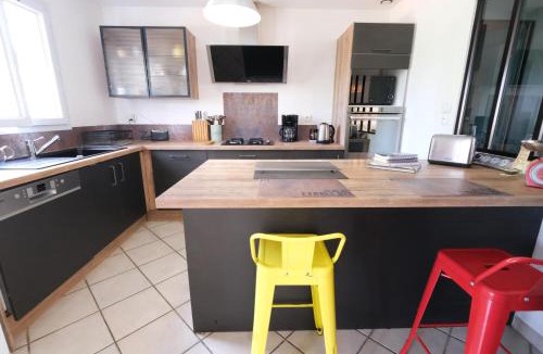 Mouries House | LS1-452 -Air-conditioned house with pool Mouries Alpilles