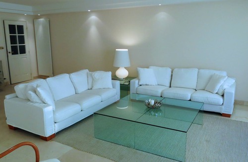 Saint-Laurent-du-Var Apartment | Luxory apartment on the beach
