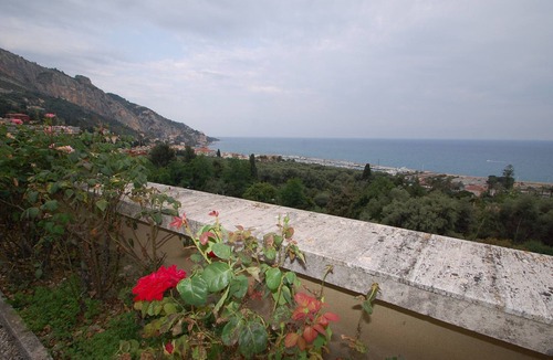 Menton Apartment | Luxurious 3-room apartment with AC, terraces and parking