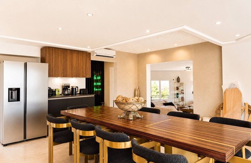 Les Termes Villa | Luxurious 8-bedroom villa with air conditioning and a private pool in the hills