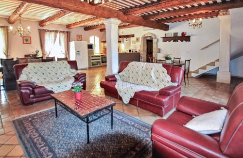 Apt House | Luxurious home in Apt