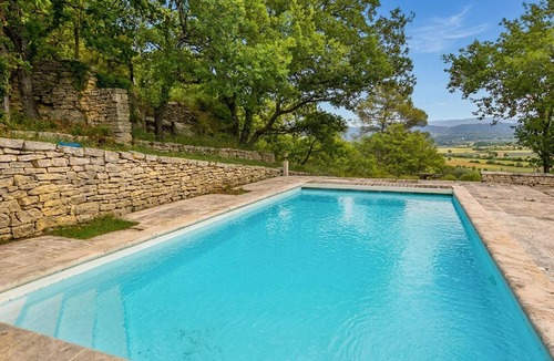 Goult House | Luxurious home in Goult