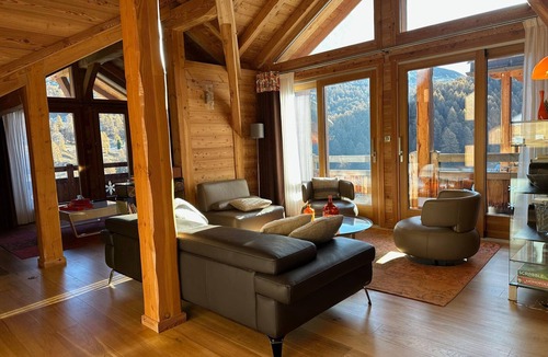 Les Claux Ski Chalet | Luxury 4* Chalet with Jacuzzi and Sauna