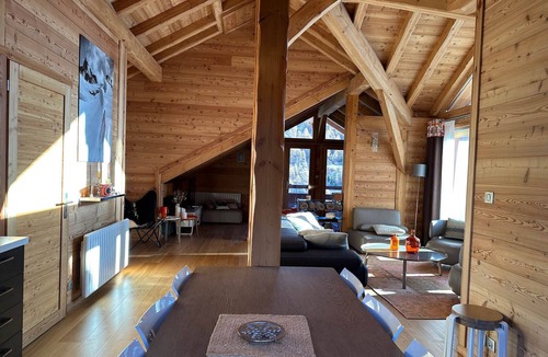 Les Claux Ski Chalet | Luxury 4* Chalet with Jacuzzi and Sauna