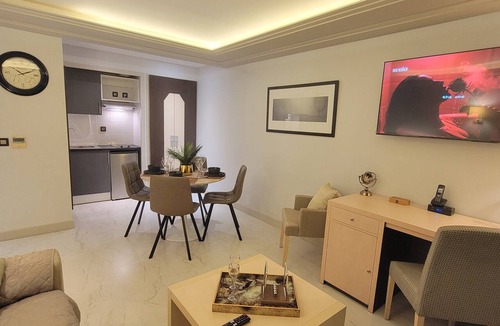 Juvignac Apartment | Luxury 4-star apartment with a pool, 5 minutes from the train station and 20 minutes from the beaches of Palavas-les-Flots