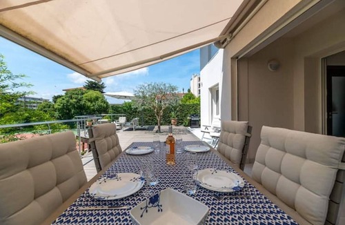 Cap-d'Antibes Apartment | Luxury Apartment in Juan les Pins